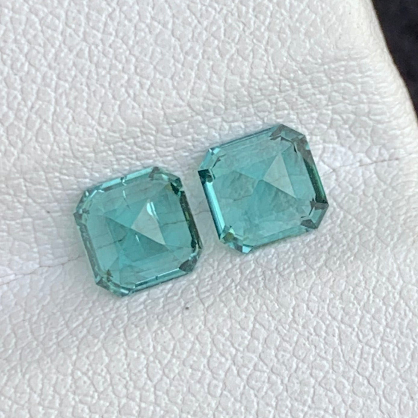 Untreated Afghan Tourmaline
Luxury Green Tourmaline Set