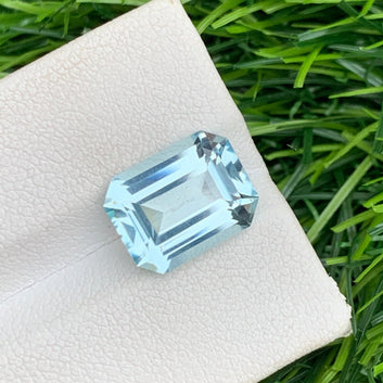 Blue Aquamarine
Natural African Aquamarine Emerald Cut Loose Stone