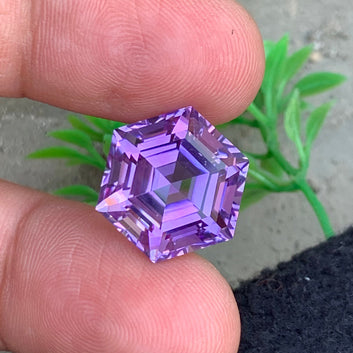 Loose pinkish purple Amethyst
Natural Amethyst Gemstone Brazil

Hexagonal Cut Amethyst Jewelry Stone