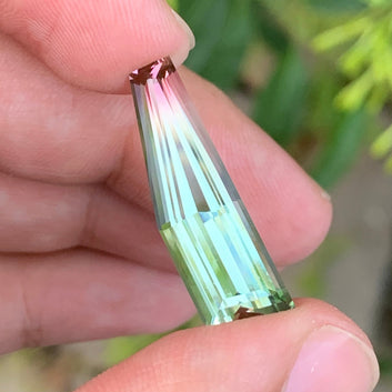 Natural Bicolor Tourmaline ring
Natural Bicolor Tourmaline Fancy Cut Clean Loose Stone
Afghan Bicolor Tourmaline 10.64 Carats for Fine Jewelry