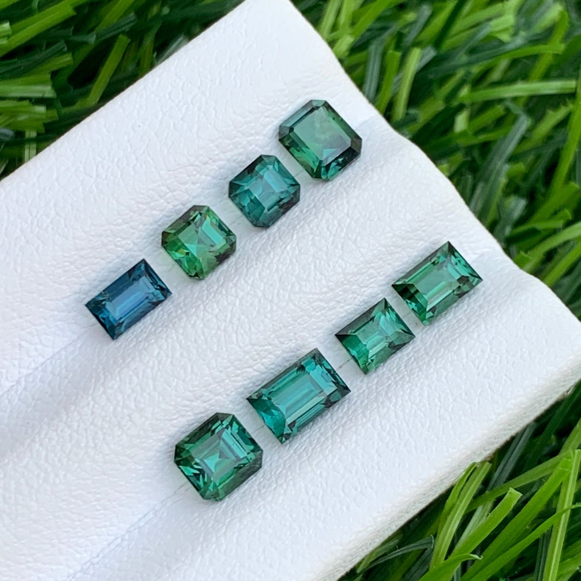 Loose Green tourmaline Lot
Natural Bluish Green Tourmaline Gemstones Mixed Shapes