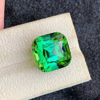 Bluish Green Tourmaline Gemstone
Bluish Green Tourmaline Jewelry
Natural Bluish Green Tourmaline Stone
21.16 Carats Loose Tourmaline Gem