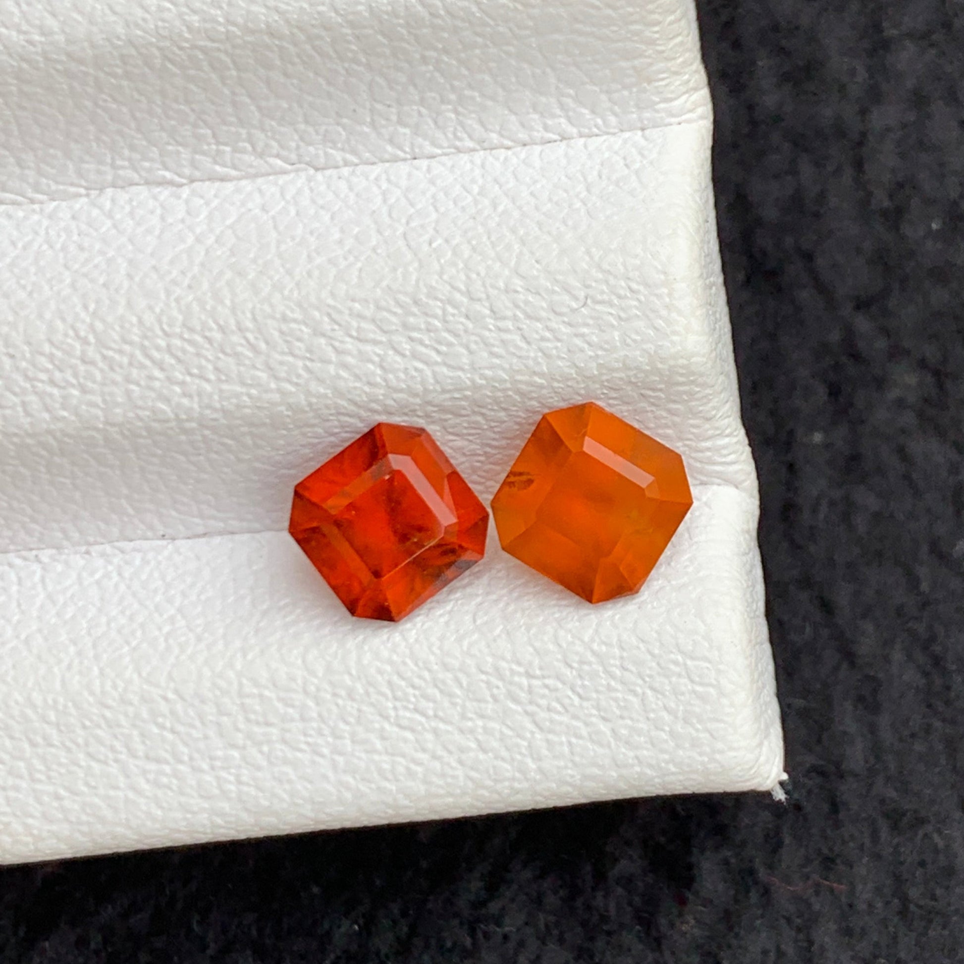 orange stone pair
Natural Hessonite Garnet Pair for Earrings