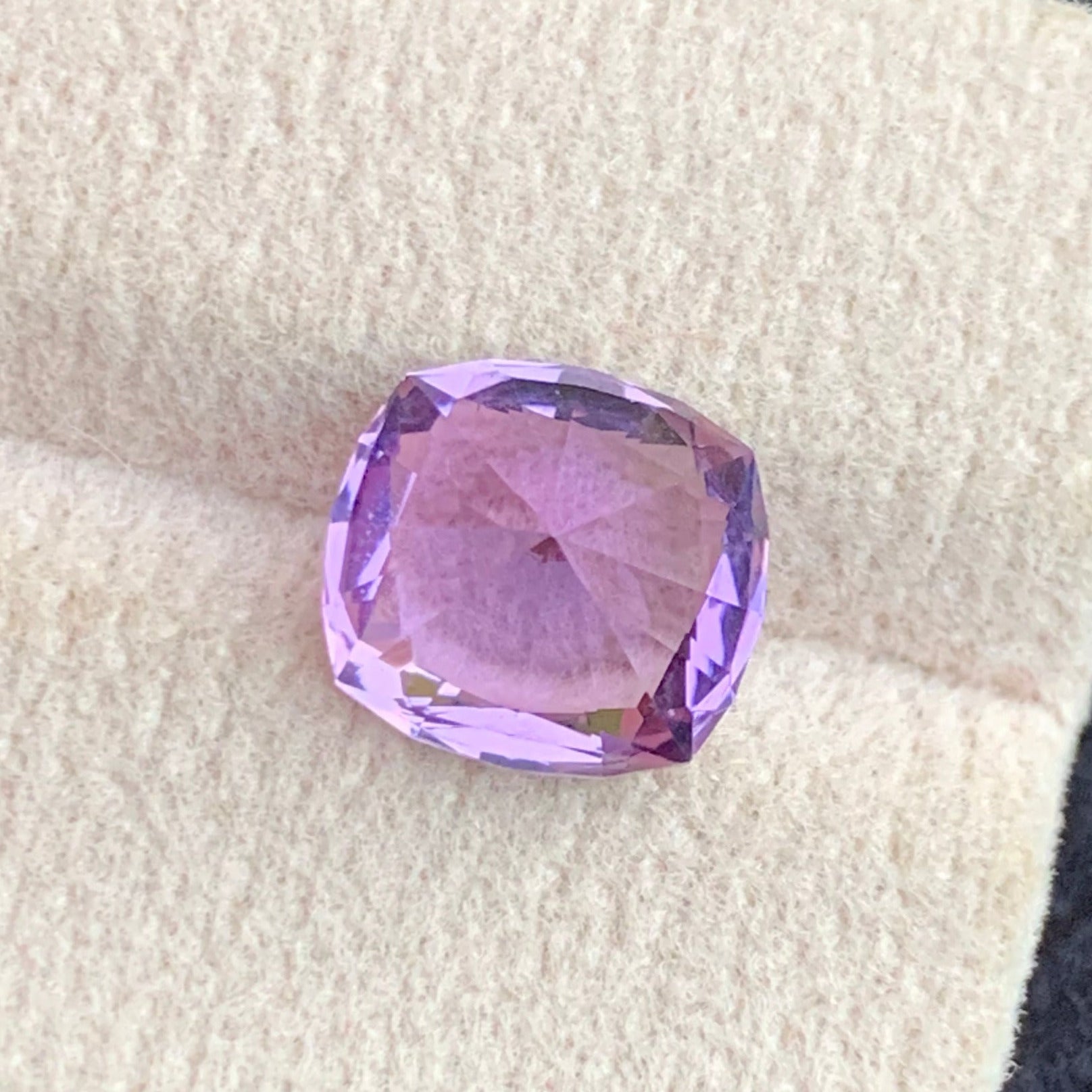 Loupe Clean Amethyst 3.95 Carats
Cushion Cut Brazil Amethyst