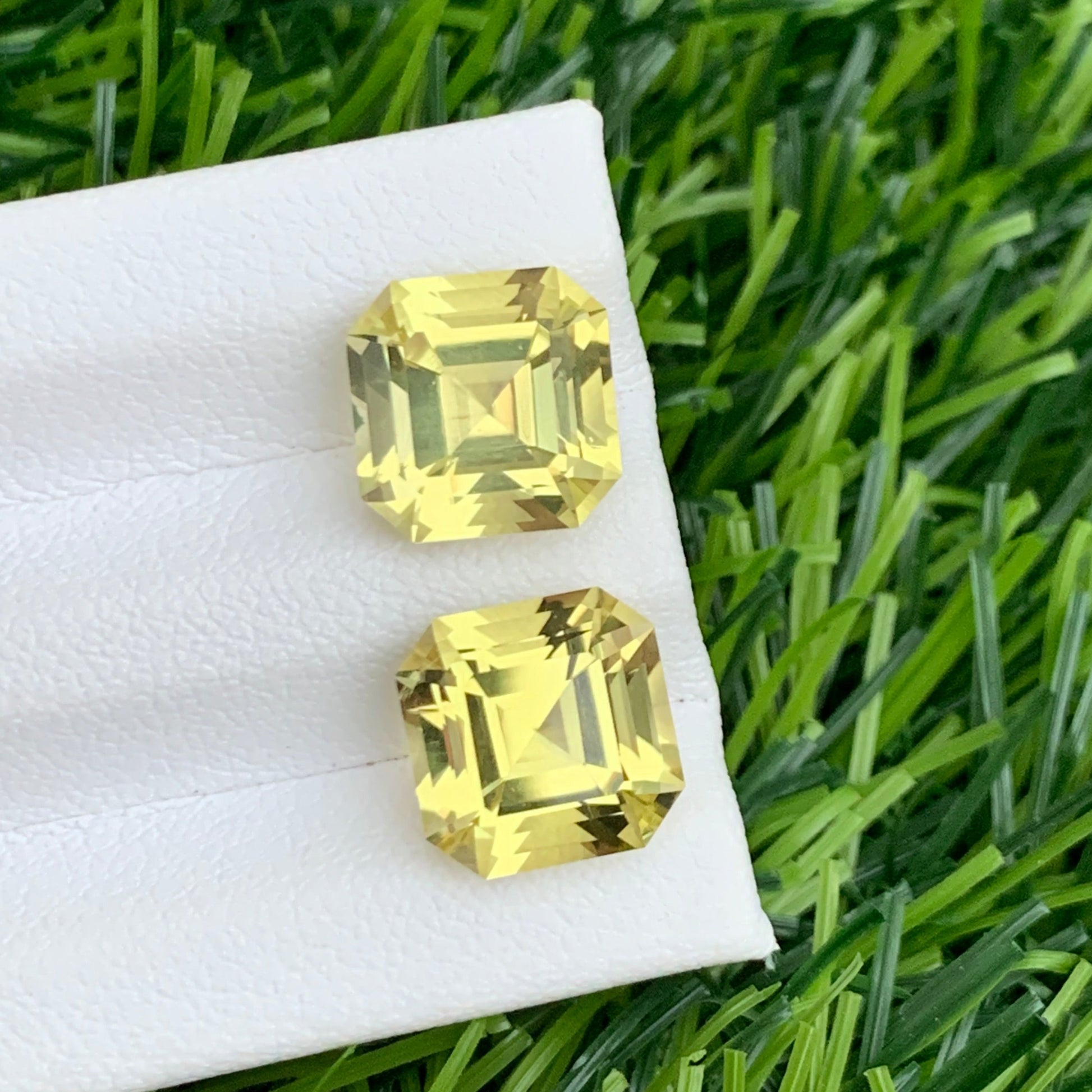 Yellow Quartz Pair
Natural Yellow Quartz Gemstone Pair for Earrings