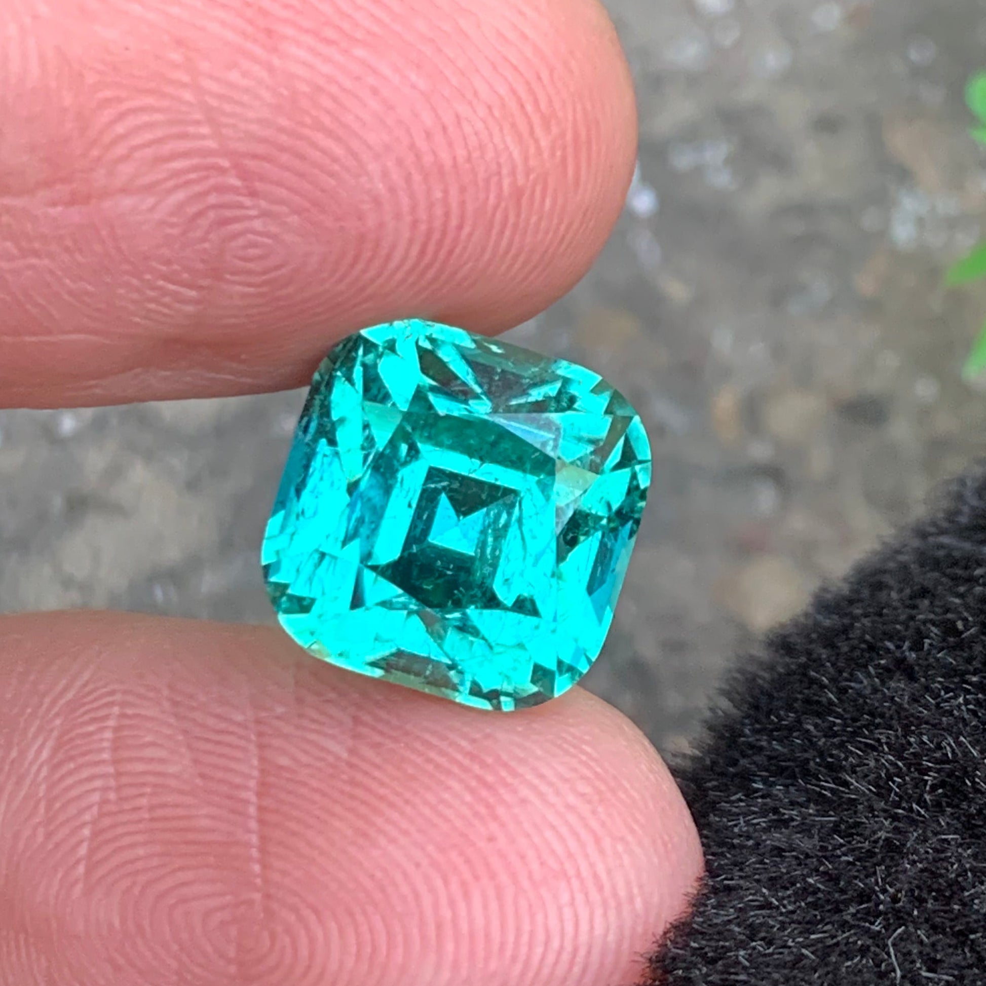 Natural untreated Afghan lagoon tourmaline stone
Luxury lagoon tourmaline gemstone for jewelry design