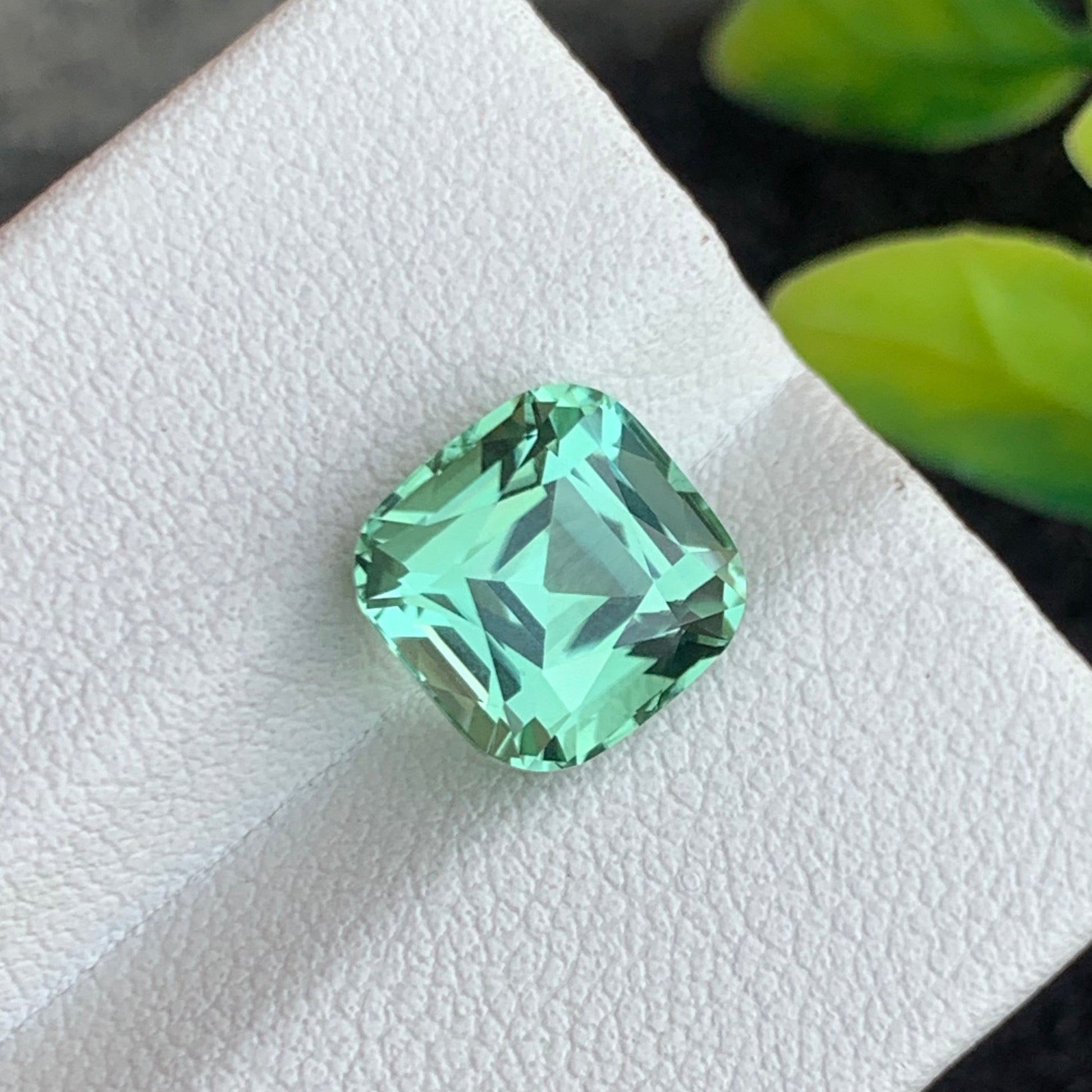 Natural untreated apple green tourmaline for custom jewelry
Premium Afghan tourmaline gemstone with brilliant cushion cut