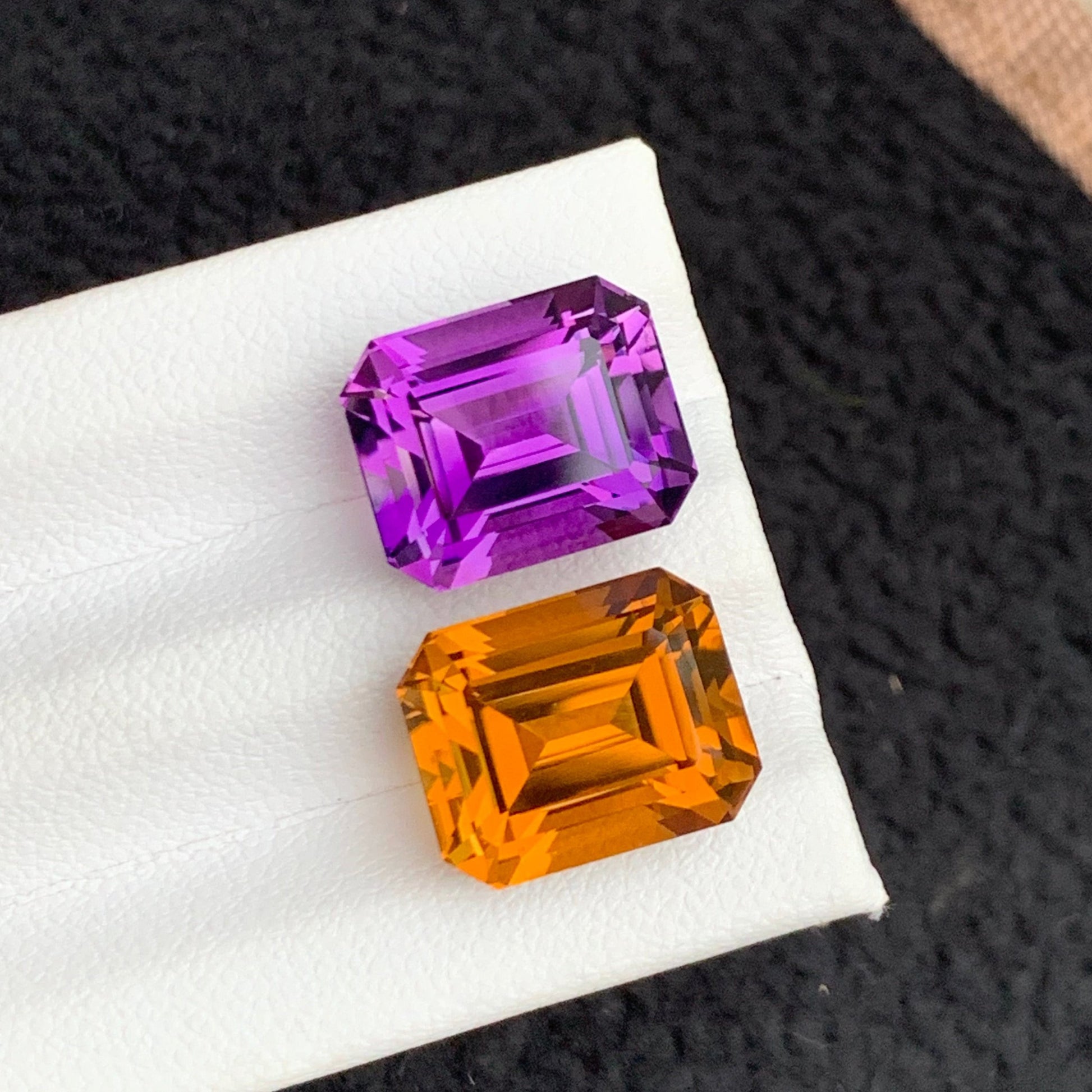 Reverse Stone Pair
OneStep Gems Natural Amethyst Citrine Pair