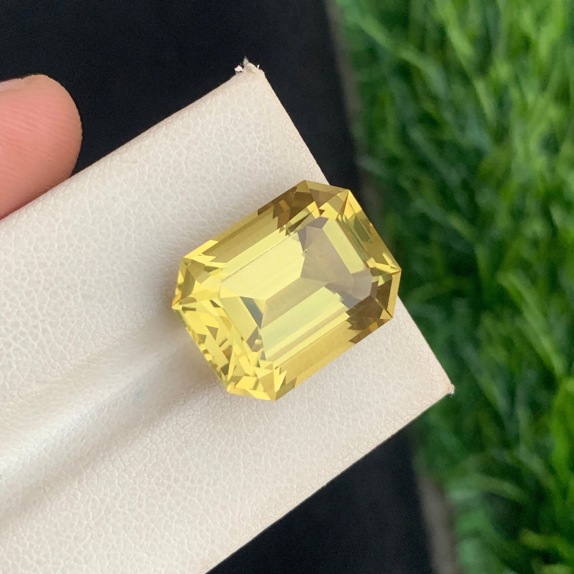 Onestep Gems Lemon Quartz Loose Stone