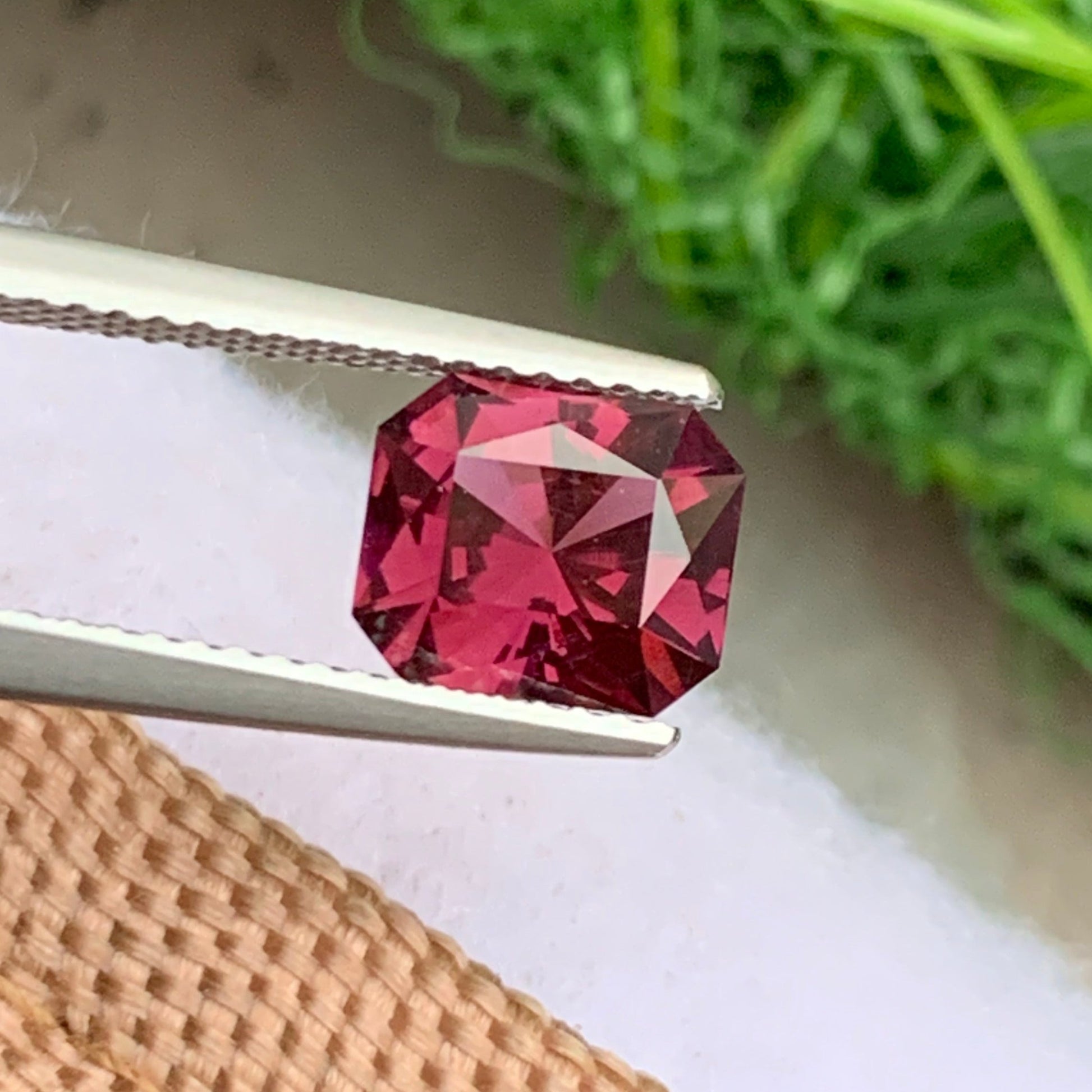 Onestep Gems Pinkish Red Garnet for Rings & Jewelry
