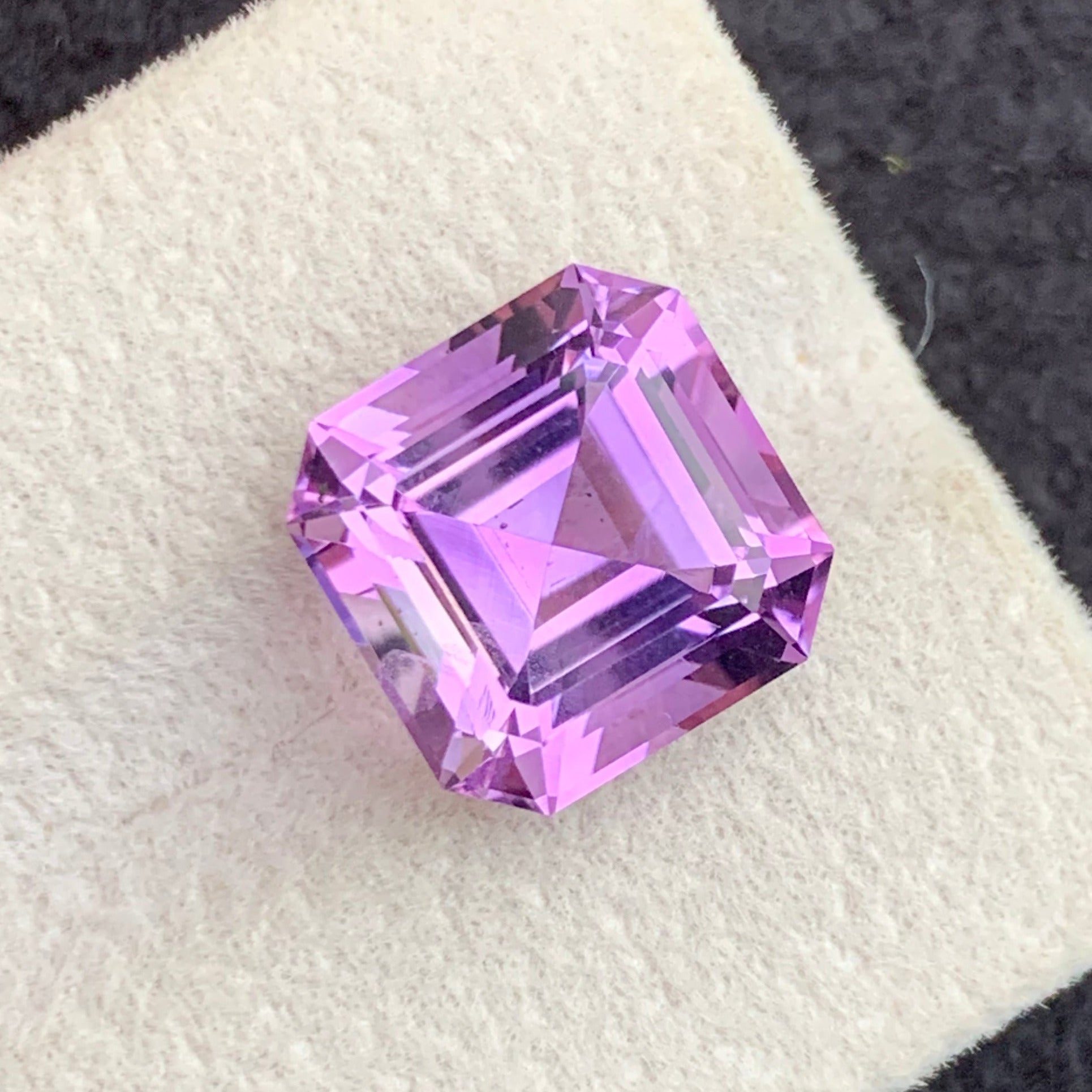 Pink purple amethyst stone
Loupe clean amethyst