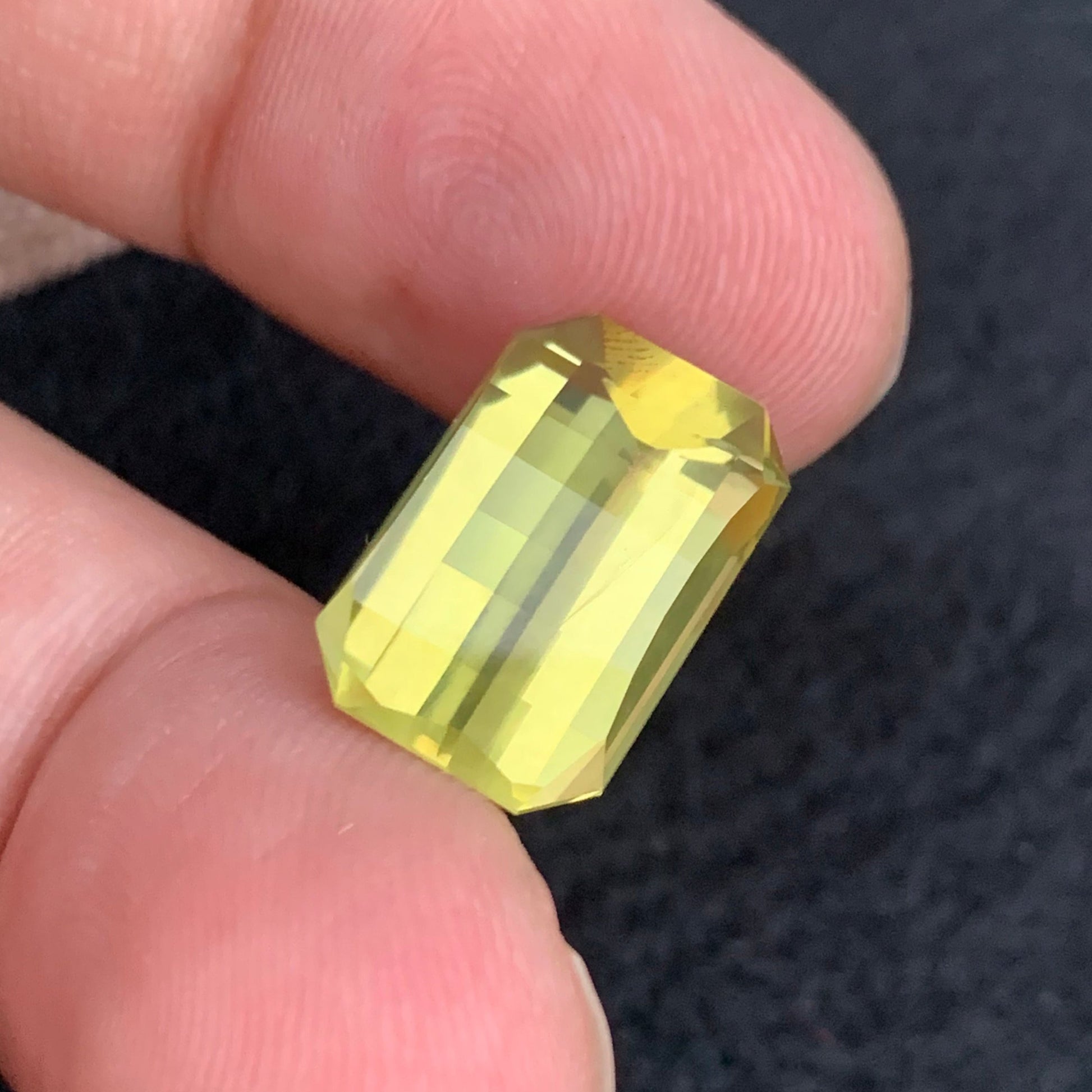 Lemon Quartz stone
Pixel Cut Lemon Quartz Yellow Gemstone for Jewelry