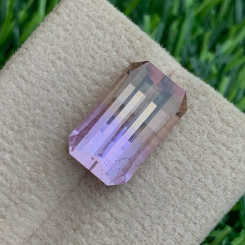  Ametrine Gemstone ring
Pixel cut ametrine side profile showing facets
Ametrine loupe clean clarity close-up