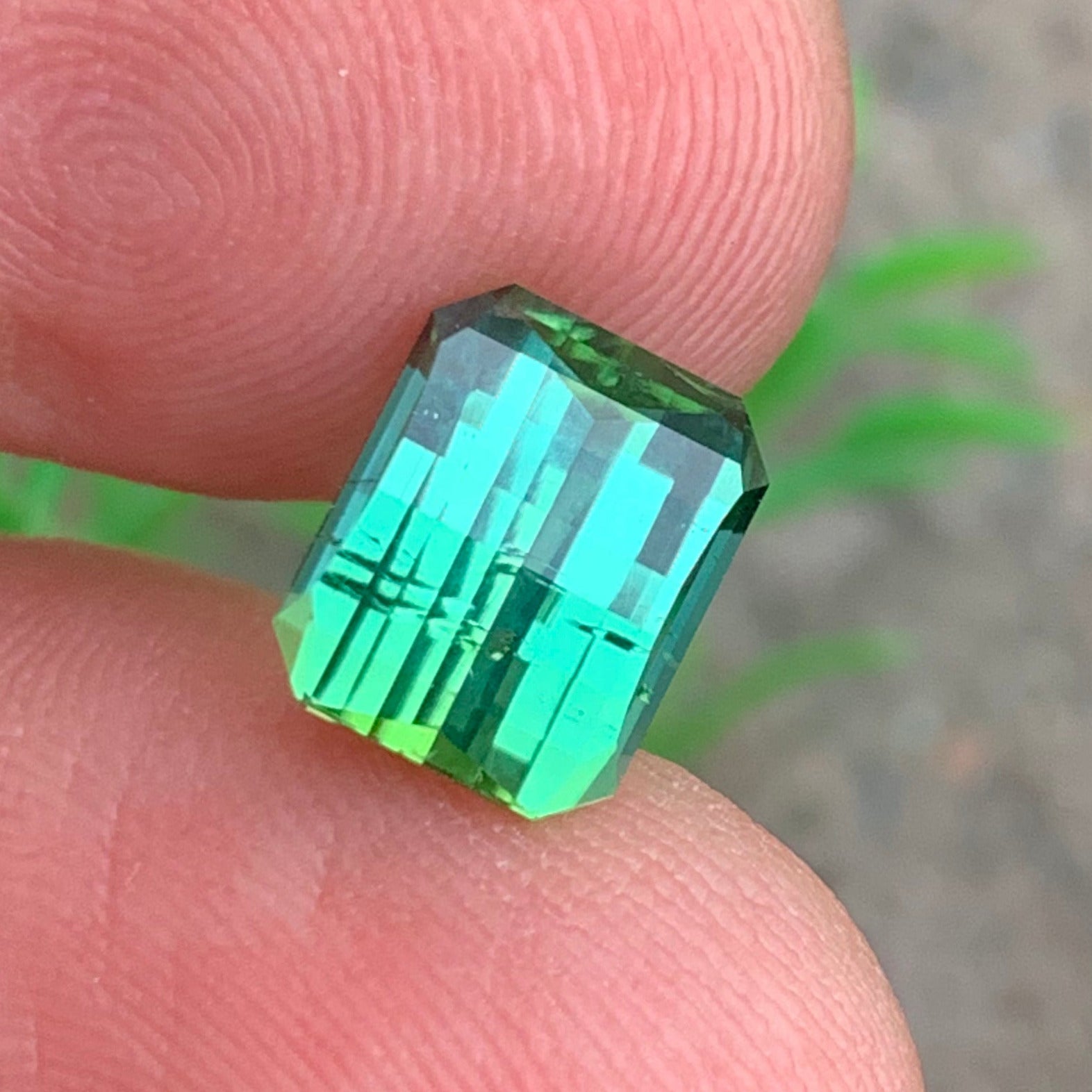 Bluish green tourmaline gemstone from Afghanistan

High quality pixel cut tourmaline gemstone
