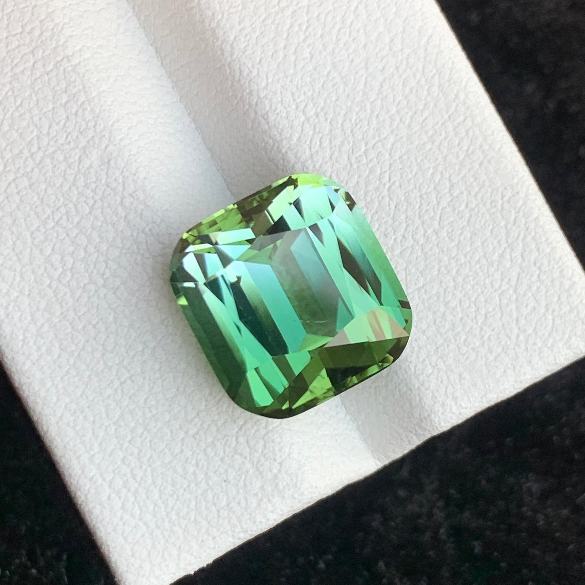 Bicolor Tourmaline Gemstone
Bicolor Tourmaline Jewelry
Rare Afghan 10 carat bicolor tourmaline clean clarity
Green bicolor tourmaline gemstone close-up cushion shape