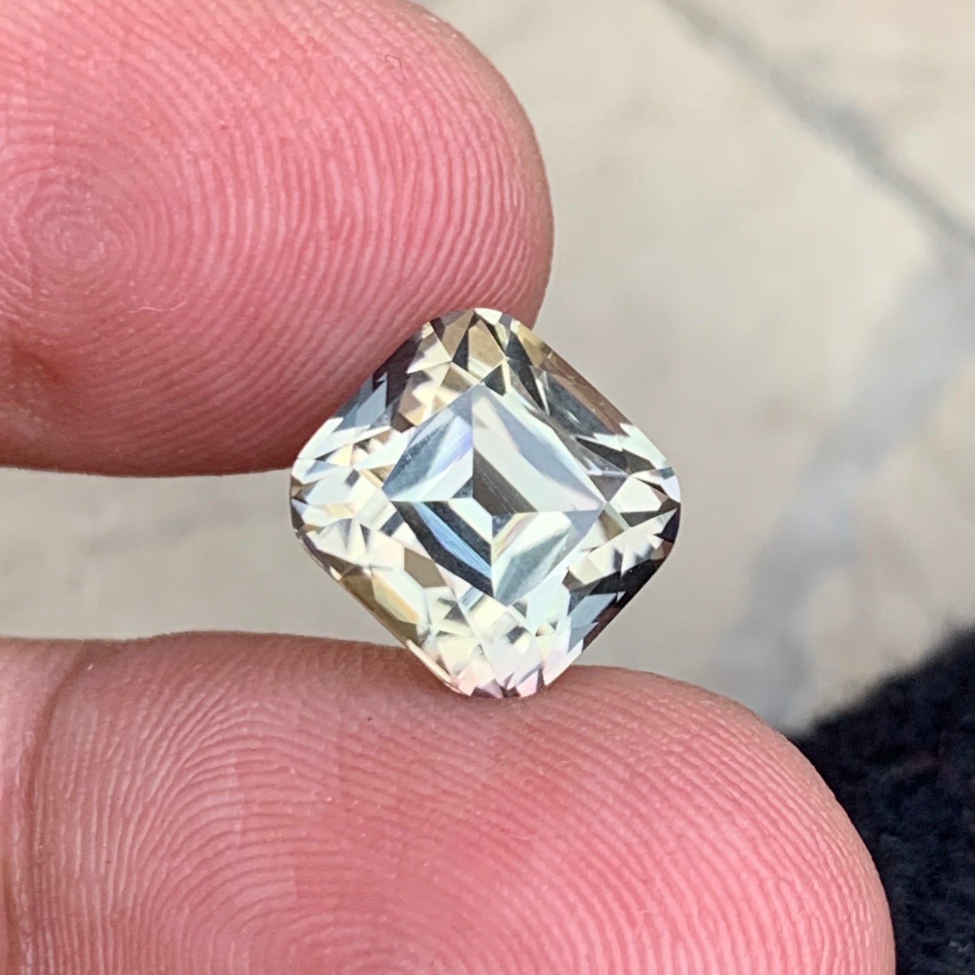 Golden tourmaline for jewelry


