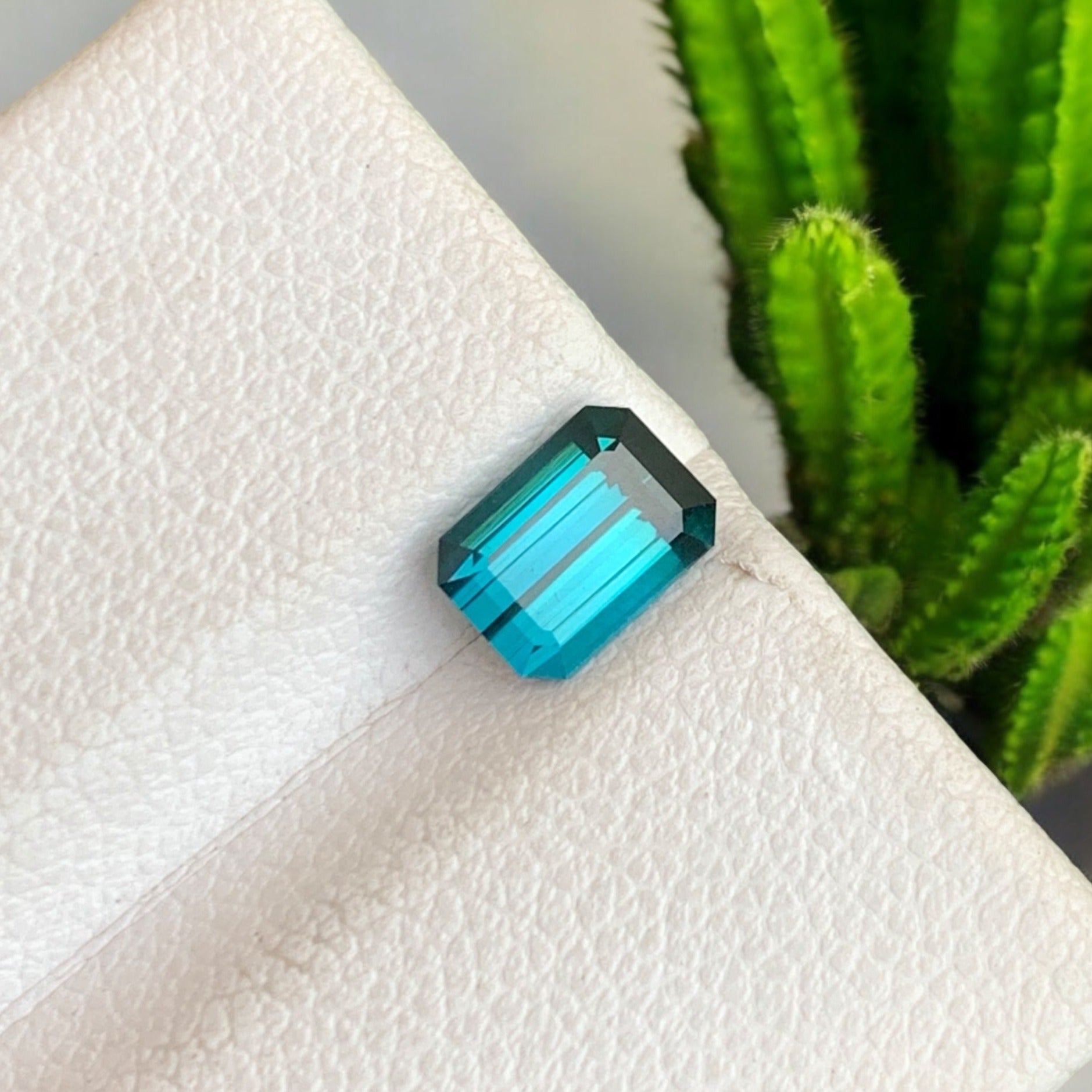 Loose Blue Tourmaline
Scapolite Gemstone for Sale – Onestep Gems