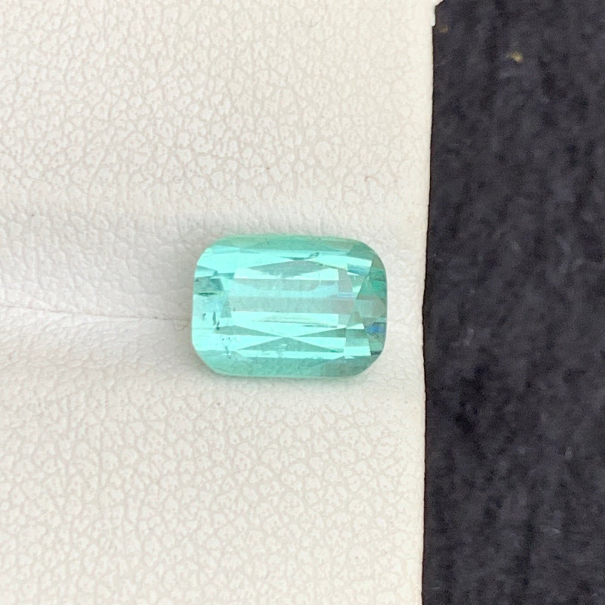 Seafoam Stone
Seafoam Green Tourmaline Gemstone VVS Clarity