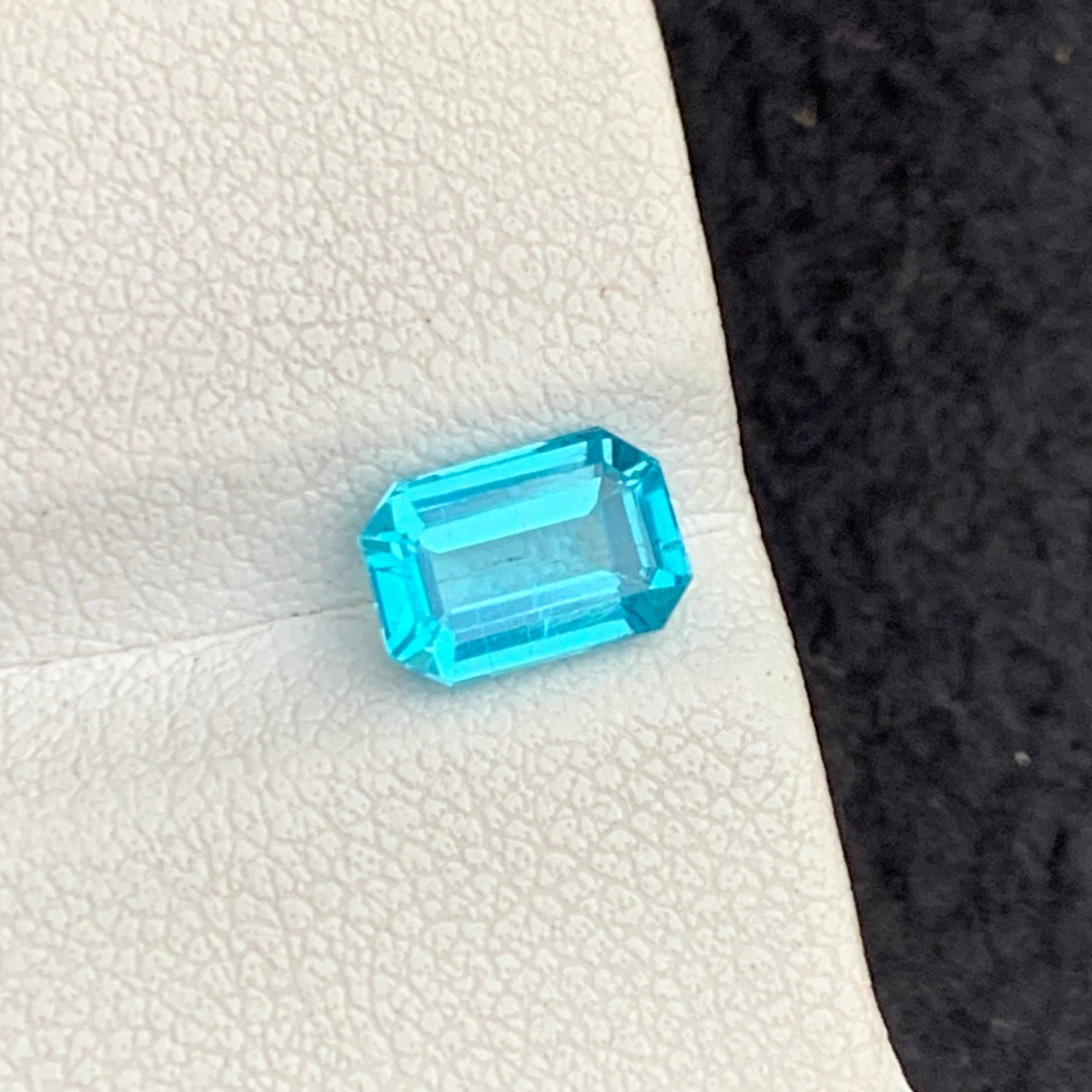 Sky Blue Apatite
Sky Blue Apatite 1.40 Carats Emerald Cut Loose Gemstone