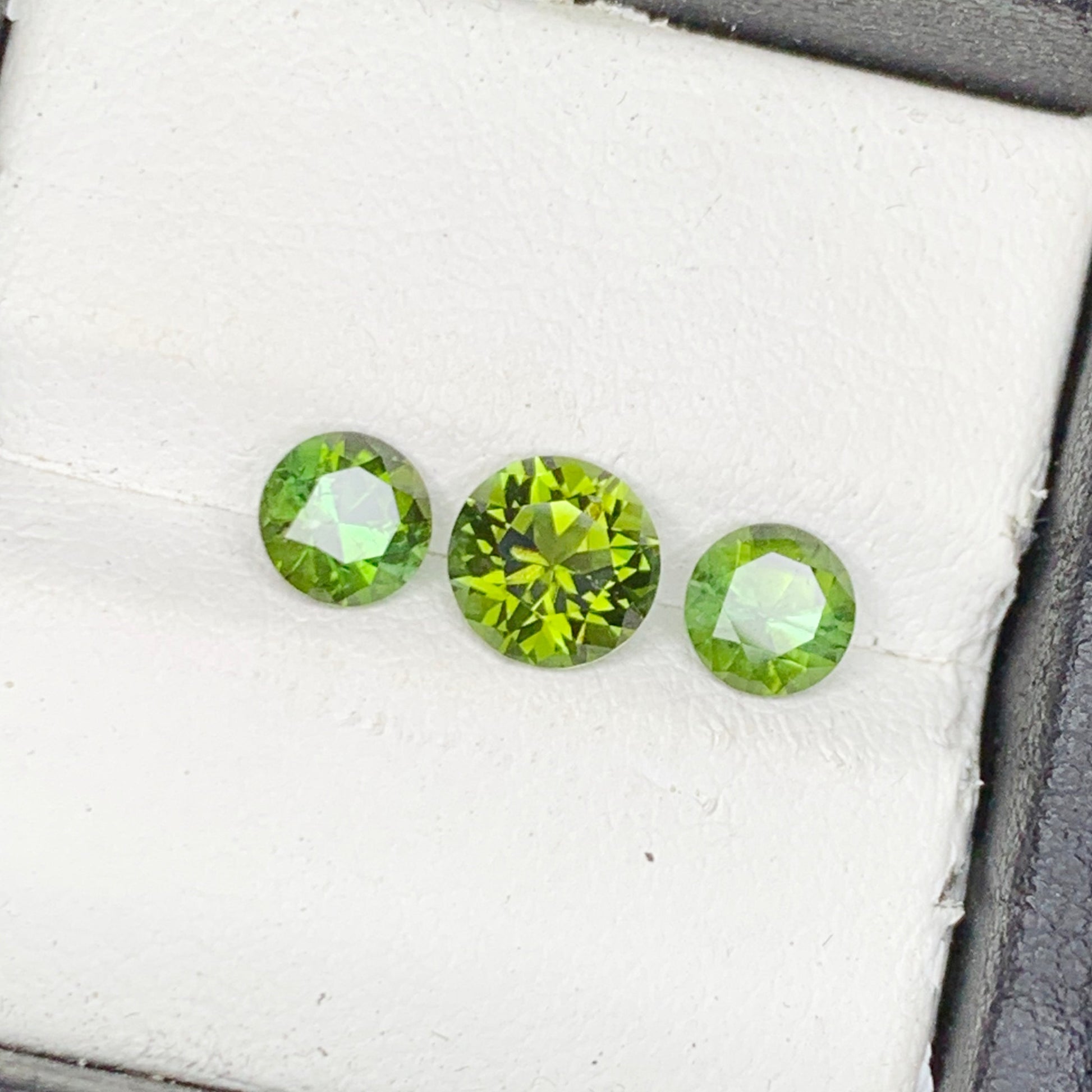 Sparkling Mint Green Tourmaline Ring Set Displayed on Hand