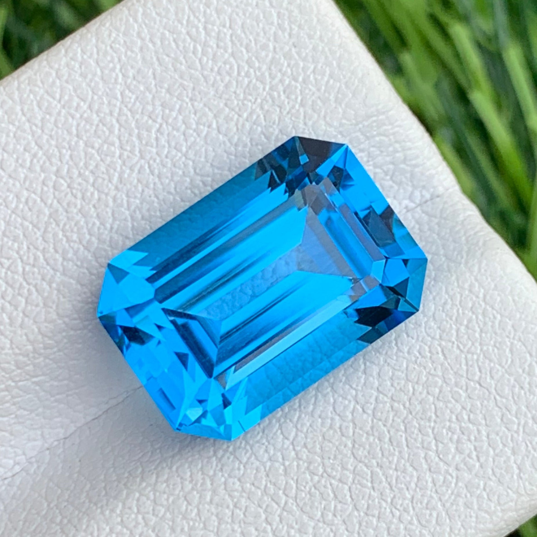 Luxury Swiss Topaz
Onestep Gems Blue Topaz