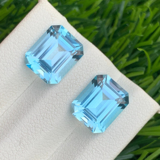 Emerald Cut Topaz Pair
Blue Topaz for Earrings
Swiss blue topaz pair 9.00 carats emerald cut matching stones
Electric sky blue topaz emerald cut pair from Pakistan
