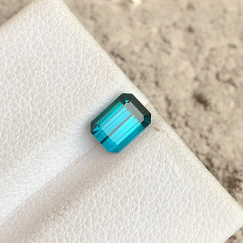 Blue Tourmaline
Transparent Scapolite Crystal Closeup