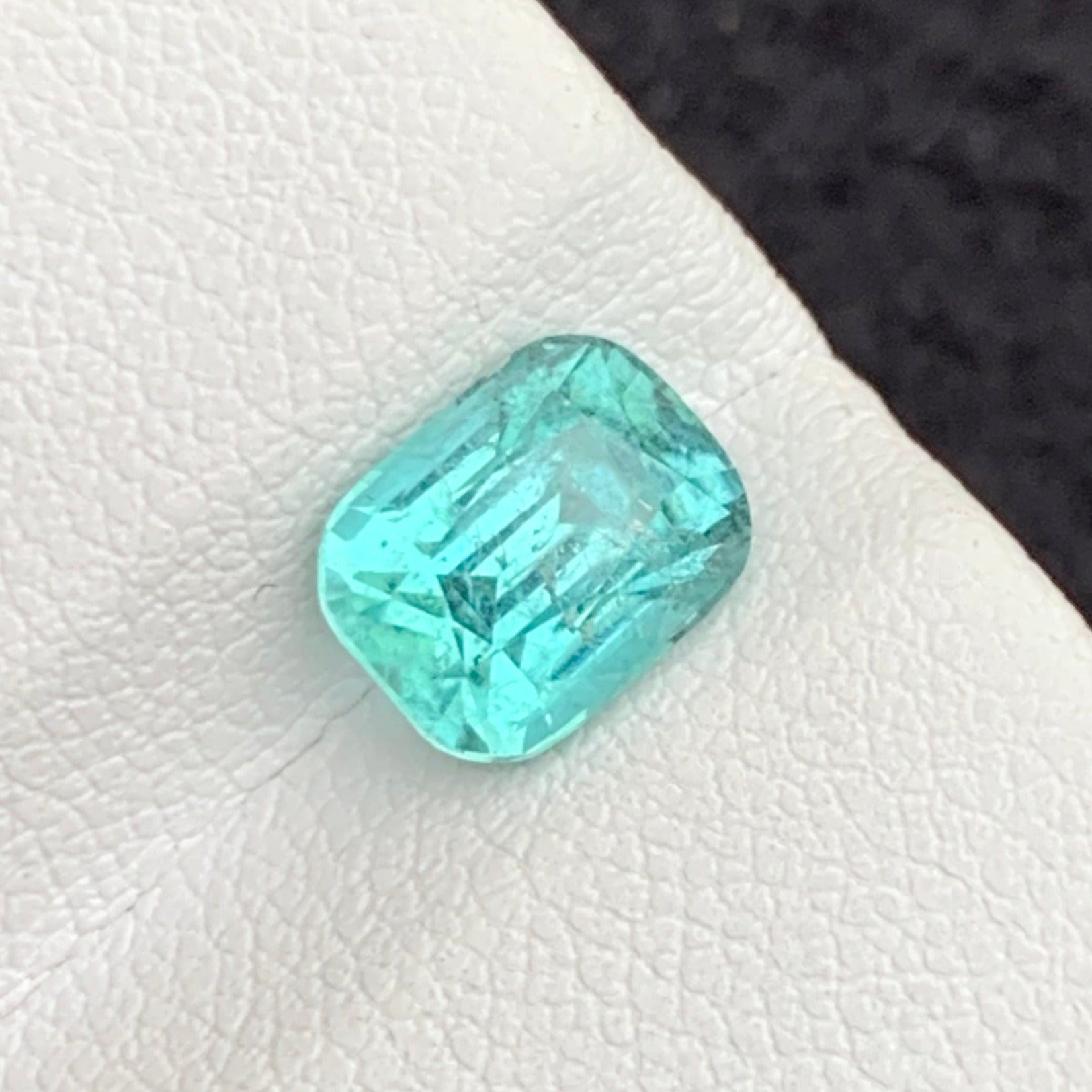 Cushion cut tourmaline
Fine jewelry green gemstone
Onestep Gems tourmaline