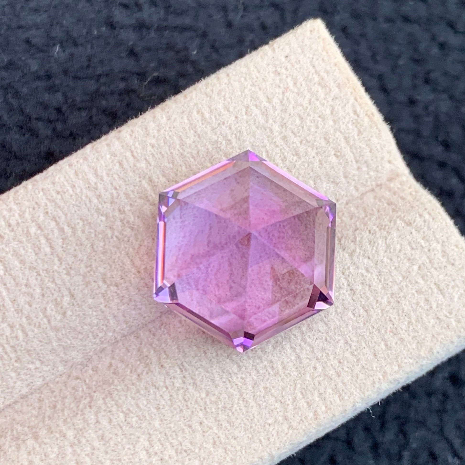 American stone
Untreated Amethyst OneStep Gems

Large Amethyst Stone for Jewelry