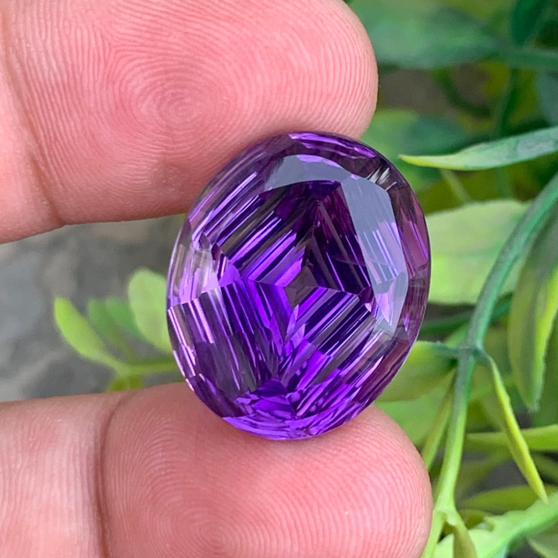 Laser Cut Amethyst 29.25 Carats
Premium Eye Clean Amethyst Gem
Untreated Brazilian Amethyst Stone