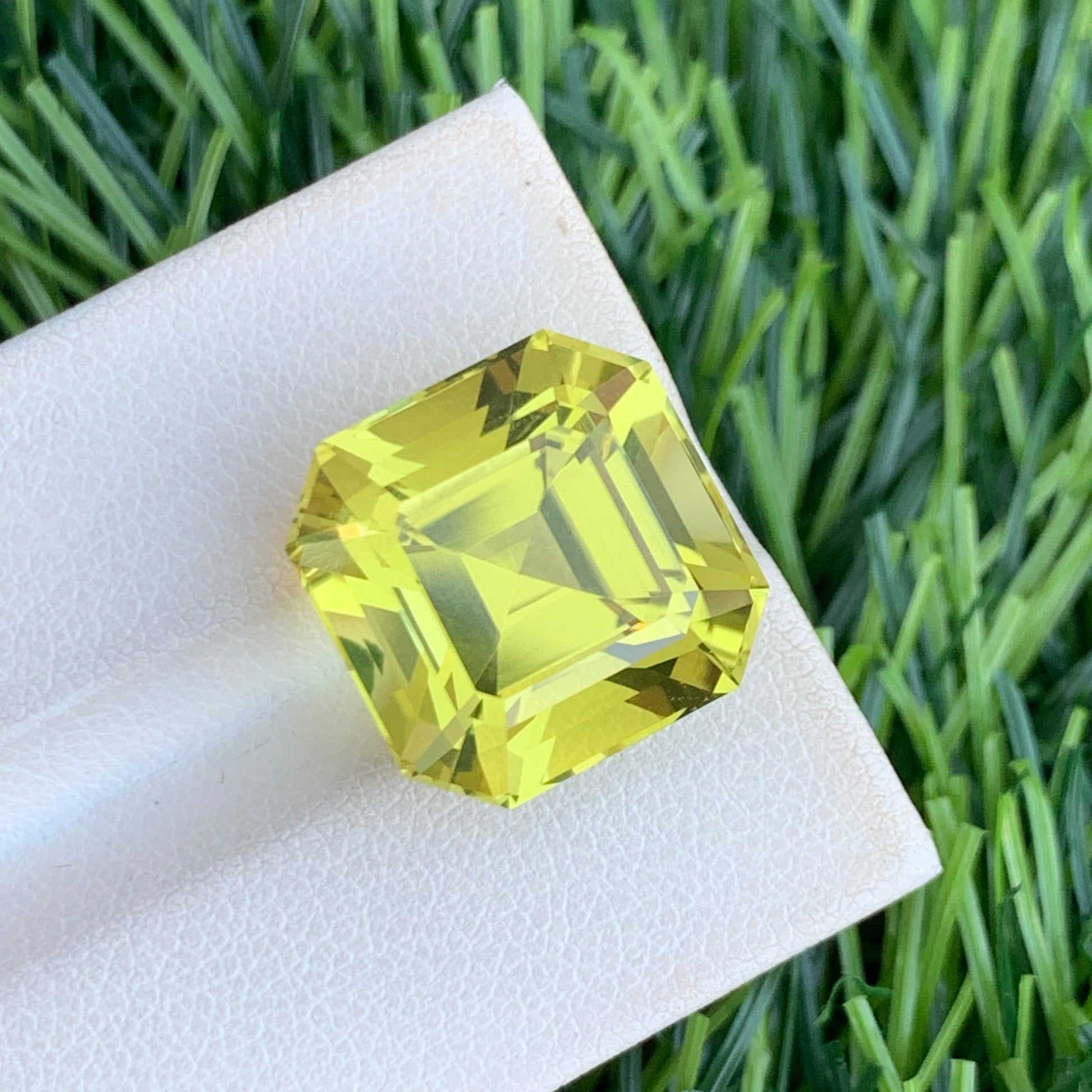 Untreated Lemon Quartz Cushion Shape 16.45 Carats – Onestep Gems