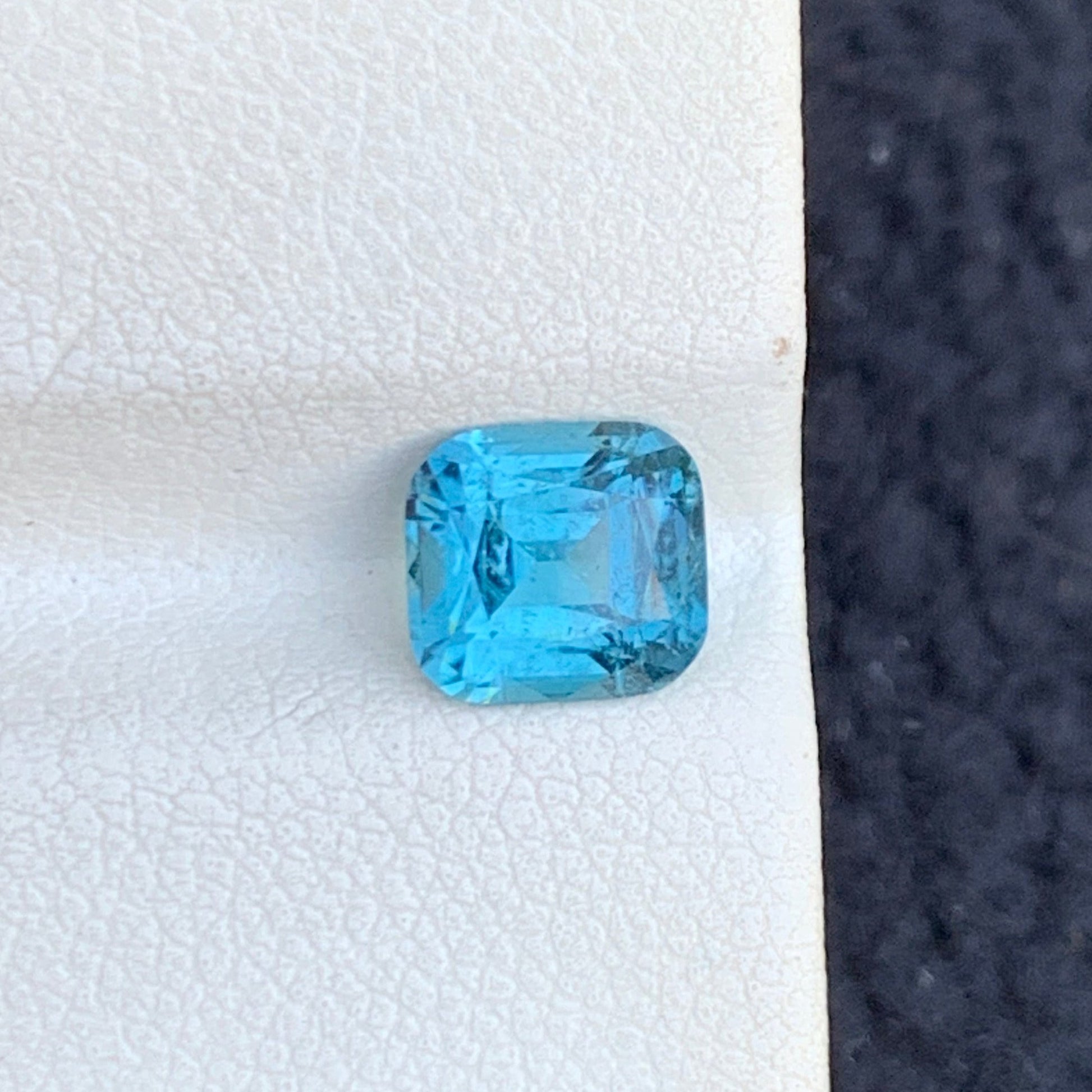 Untreated Neon Blue Tourmaline Gemstone USA – Onestep Gems