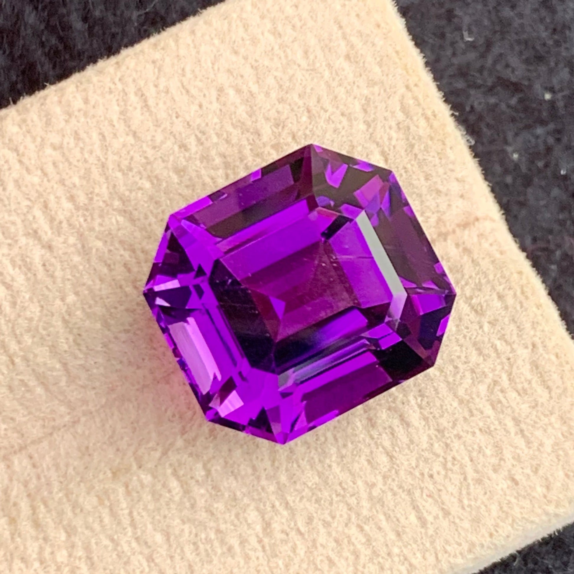 Untreated amethyst loose gemstone
February birthstone amethyst