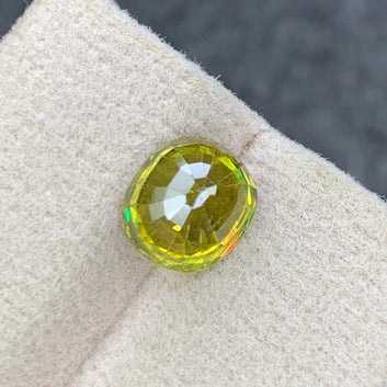 Greenish yellow Sphene ring
Greenish yellow Sphene necklace