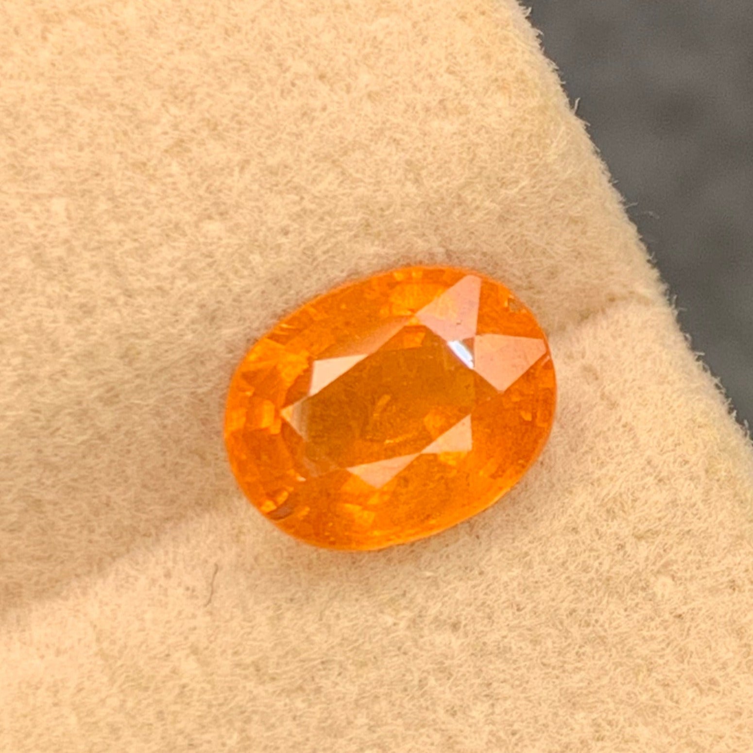 Spessartite garnet gemstone for rings
Brilliant orange garnet loose stone