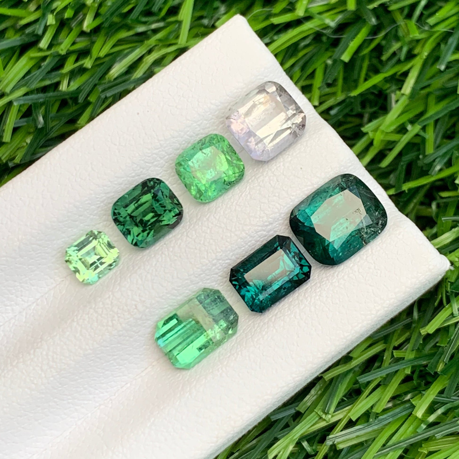 Tourmaline lot
Untreated tourmaline mixed color stones

Loose tourmaline gemstones mixed shapes