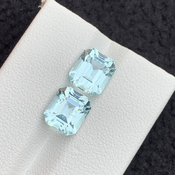 Aquamarine Gemstone rings
VVS aquamarine gemstone pair light blue color
Emerald cut aquamarine gemstones for earrings