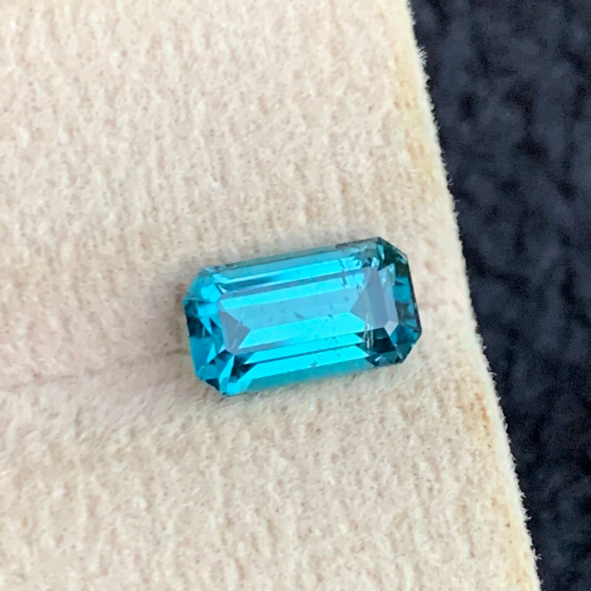 VVS clarity neon blue tourmaline close up