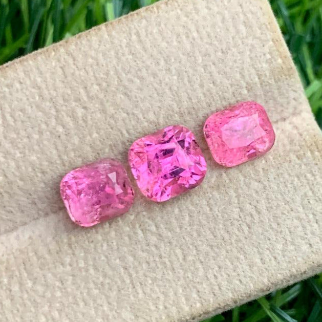  Tourmaline Ring Set
pink  Tourmaline Ring Set
