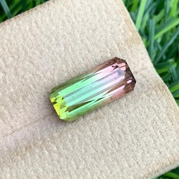 Bicolor Tourmaline pendant
Bicolor Tourmaline bracelet