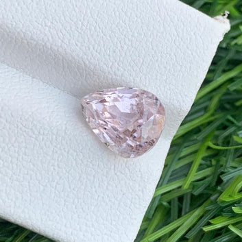 Light Pink Kunzite ring
Light Pink Kunzite pendant