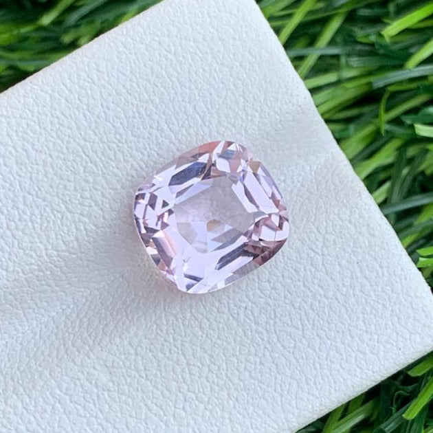 Light Pink Kunzite gemstone
Light Pink Kunzite jewelry