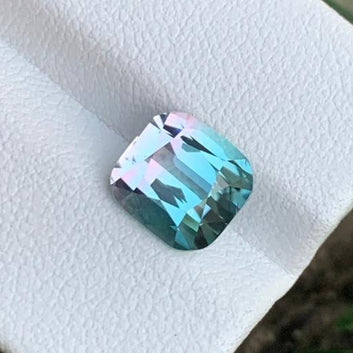 Bicolor Tourmaline ring
Bicolor Tourmaline pendant