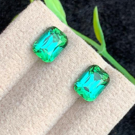 Bluish Green Tourmaline ring
Bluish Green Tourmaline pendant