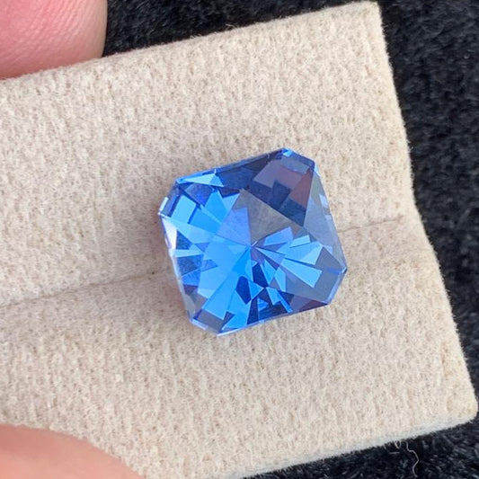 Hot Blue Aquamarine stone
Hot Blue Aquamarine jewelry