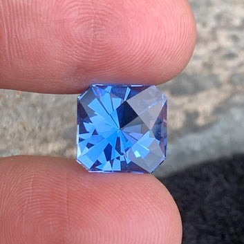 Hot Blue Aquamarine ring
Hot Blue Aquamarine pendant