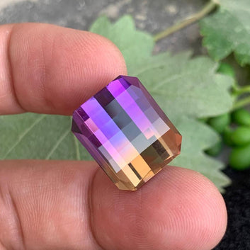 Ametrine ring
Ametrine pendant