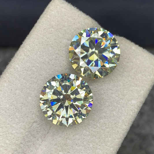 White Moissanite gemstone
White Moissanite  jewelry
White Moissanite ring
White Moissanite gift
White moissanite pair 11.70 carat round cut gemstones
Lab grown white moissanite matched pair
