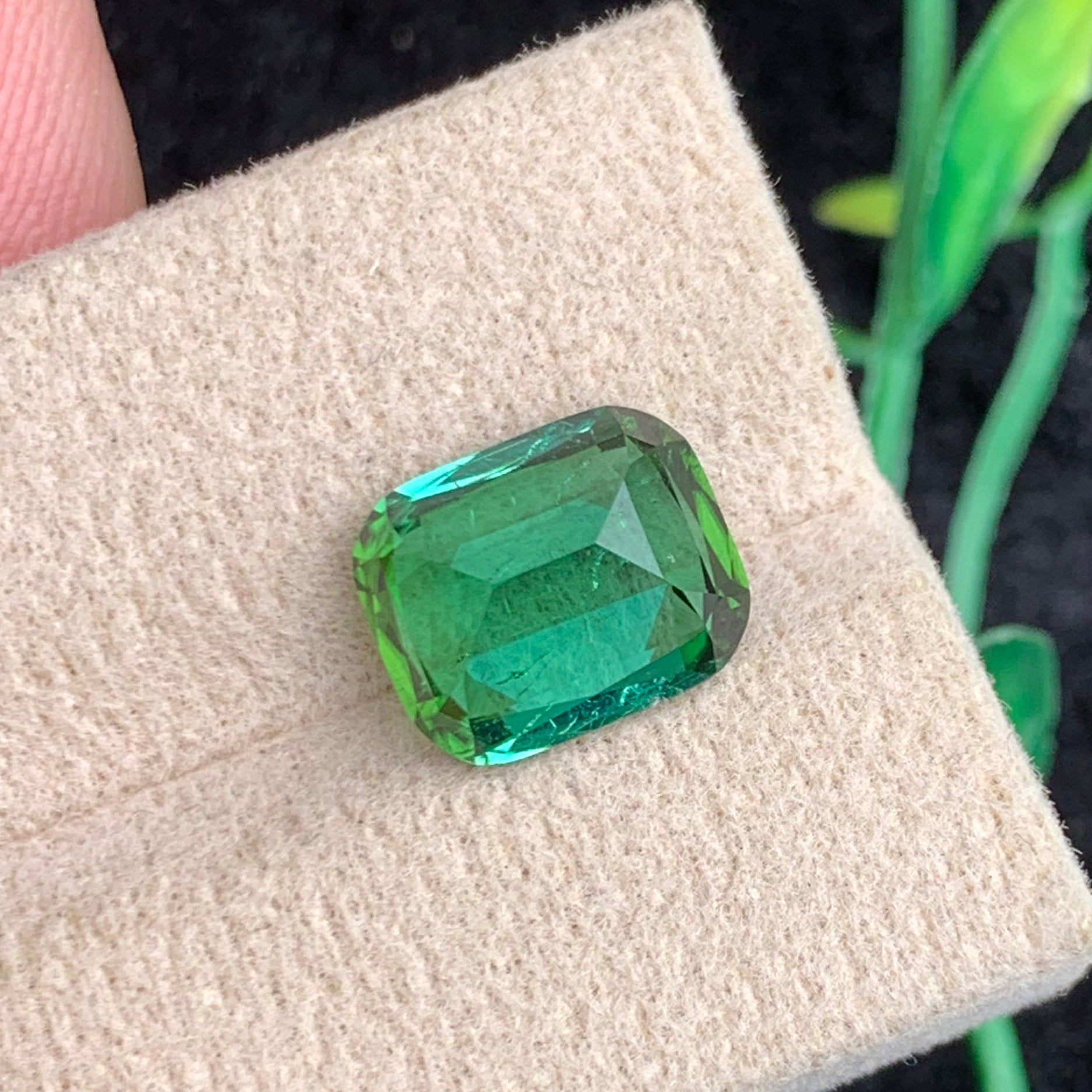 afghan tourmaline for jewelry
VVS tourmaline gemstone
custom jewelry tourmaline stone