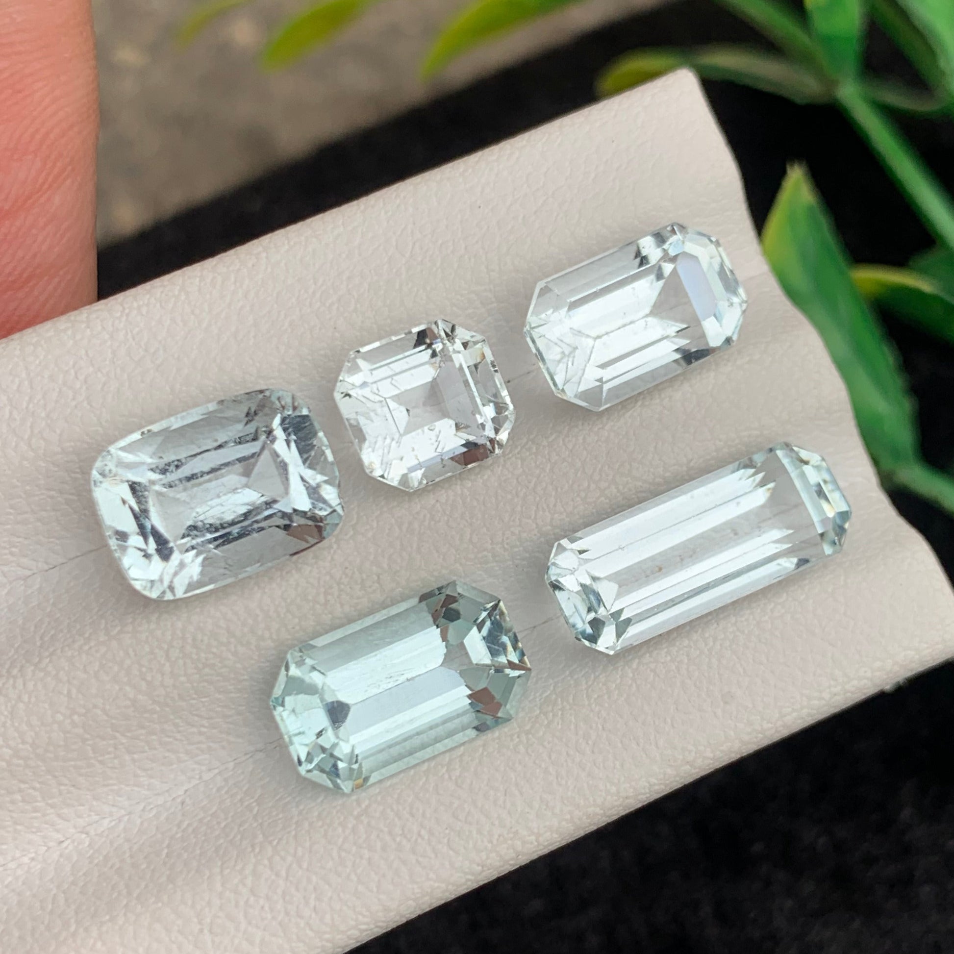 aquamarine faceted gemstones high clarity lot
mixed shape aquamarine stones for custom jewelry